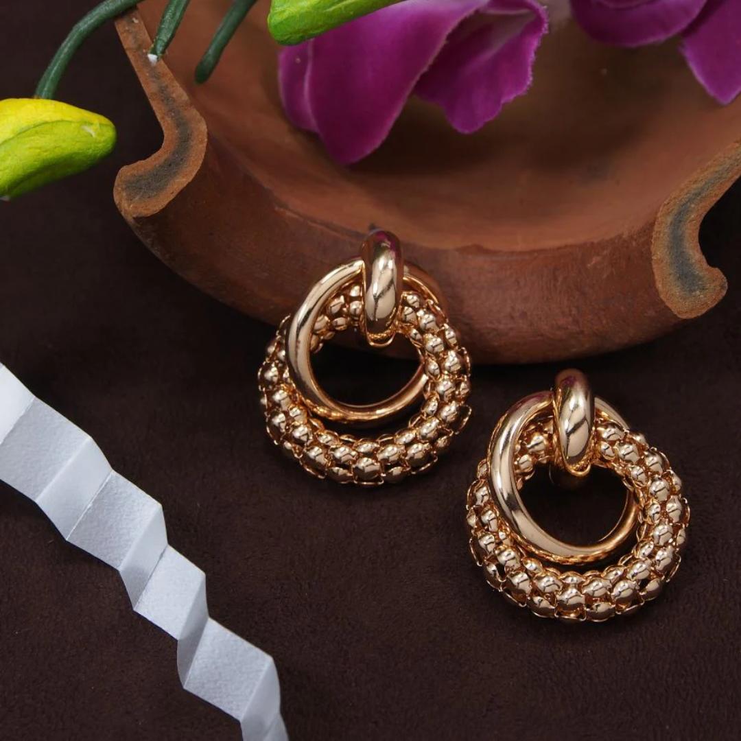 Gold Plated Interlocking Circle Western Drop Earring