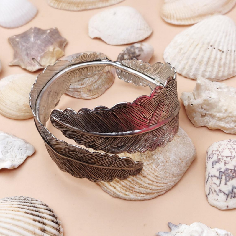Feather Figure Silver Plated Bracelet