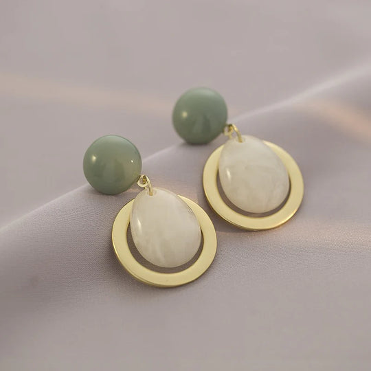 Timeless Treasures Hamper- A Combination of 4 Earrings and 1 Necklace in a Jewelry Box.