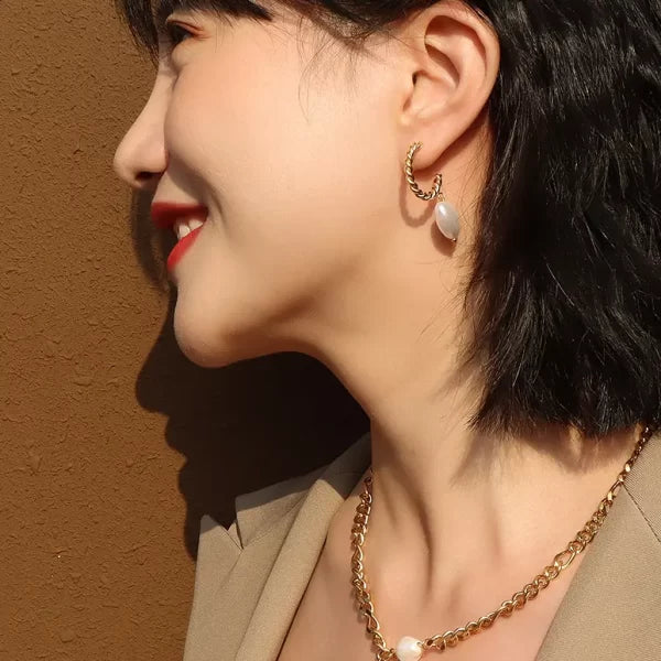 Pearl Heart Show Hoops